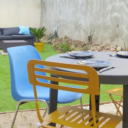 Grand T2 Lumineux Avec Jardin Prive *